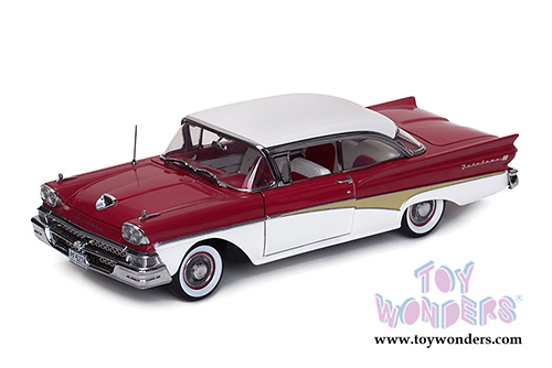 Sun Star Platinum - Ford Fairlane 500 Hard Top (1958, 1/18 scale diecast model car, Colonial White/Torch Red) 5274