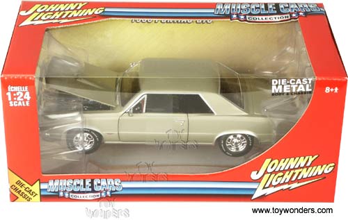 RC2 Johnny Lightning - Pontiac GTO (1965, 1:24, Gold) 53571G