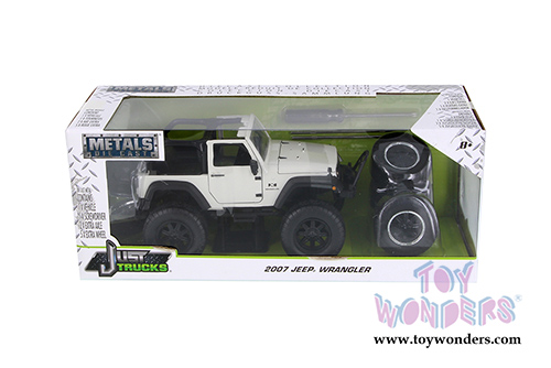 Jada Toys Just Trucks - Assorted Pack Wave 17 (1952, 1973, 2007, 2017, 1/24 scale diecast model car, Asstd.) 54027/W17