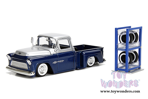 Jada Toys Just Trucks - Assorted Pack Wave 18 (1955, 1956, 1957, 1972, 1/24 scale diecast model car, Asstd.) 54027/W18