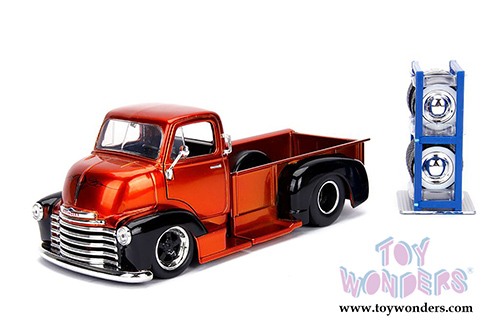 Jada Toys Just Trucks - Assorted Pack Wave 22 (1952, 1973, 2007, 2017, 1/24 scale diecast model car, Asstd.) 54027/W22