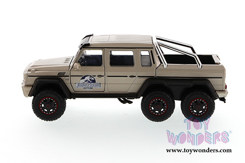Jada Toys Jurassic World - Mercedes Benz G 63 AMG 6 x 6 SUV/Pick-up Truck (1/24 scale die cast model car, Beige) 54035-W1
