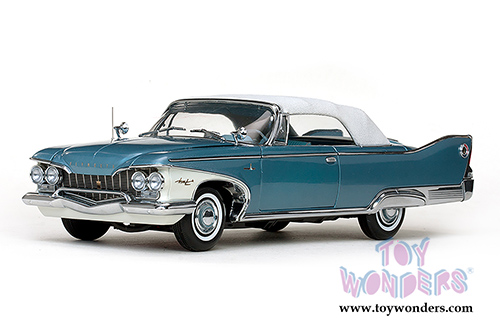 Sun Star Platinum - Plymouth Fury Closed Convertible (1960, 1/18 scale diecast model car, White/Twilight Blue Metallic) 5412