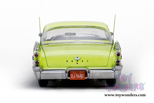 Sun Star Platinum - Dodge Custom Royal Lancer Hard Top (1959, 1/18 scale diecast model car, Canary Diamond/Pewter Poly) 5482