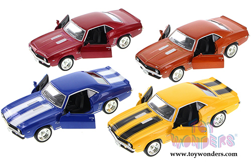 Showcasts Collectibles - Chevrolet Camaro SS Hardtop (1969, 1/37 scale diecast model car, Asstd.) 555026Z