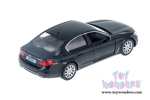 Showcasts Collectibles - BMW 550i Hardtop  (5" die cast model car, Asstd.) 555038