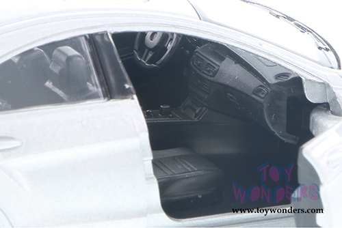 Showcasts Collectibles - Mercedes-Benz CLS 63 AMG with sunroof Hard Top (5" diecast model car, Asstd.) 555995