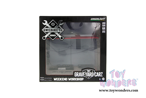 Greenlight Diorama - Mechanic's Corner Series 5 | Weekend Workshop Graveyard Carz (1/64 scale diecast/plastic model, Red) 57051