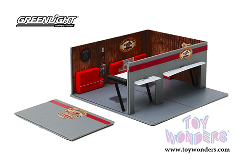 Greenlight Diorama - Mechanic's Corner Series 6 | Weekend Workshop Busted Knuckle Garage (1/64 scale diecast/plastic model, Gray) 57061