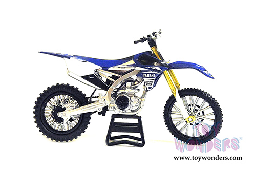 New Ray - Yamaha YZ450F Dirt Bike (2017, 1/12 scale diecast model bike, Blue) 57983