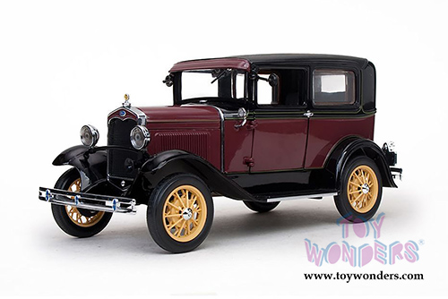 Sun Star - Ford Model A Tudor (1931, 1/18 scale diecast model car, Red) 6102R