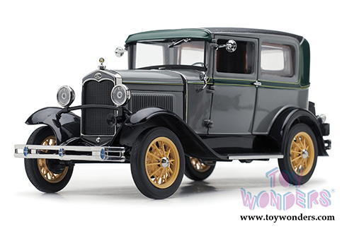 Sun Star Ford Classic - Ford Model A Tudor (1931, 1/18 scale diecast model car, Dawn Gray) 6106GY