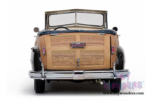 Sun Star Classic - Chrysler Town & Country Convertible (1948, 1/18 scale diecast model car, Gunmetal Gray) 6141