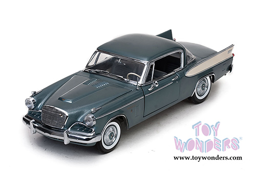Sun Star USA - Studebaker Golden Hawk Hardtop (1957, 1/18 scale diecast model car, Woodsmoke Gray) 6151