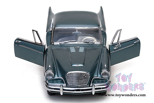 Sun Star USA - Studebaker Golden Hawk Hardtop (1957, 1/18 scale diecast model car, Woodsmoke Gray) 6151
