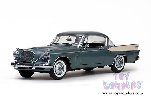 Sun Star USA - Studebaker Golden Hawk Hardtop (1957, 1/18 scale diecast model car, Woodsmoke Gray) 6151