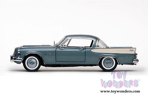 Sun Star USA - Studebaker Golden Hawk Hardtop (1957, 1/18 scale diecast model car, Woodsmoke Gray) 6151