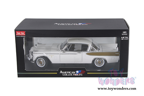 Sun Star USA - Studebaker Golden Hawk Hardtop (1957, 1/18 scale diecast model car, Arctic White) 6152