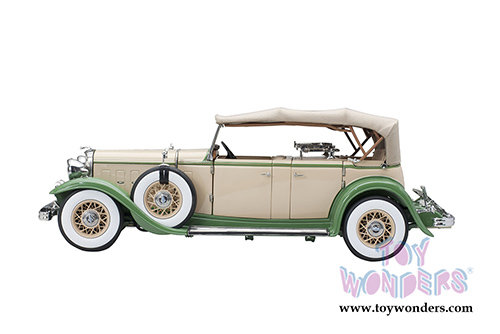 Sun Star Platinum - Ford Lincoln KB Top Up (1932, 1/18 scale diecast model car, Tan/Light Green) 6164