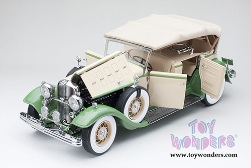 Sun Star Platinum - Ford Lincoln KB Top Up (1932, 1/18 scale diecast model car, Tan/Light Green) 6164