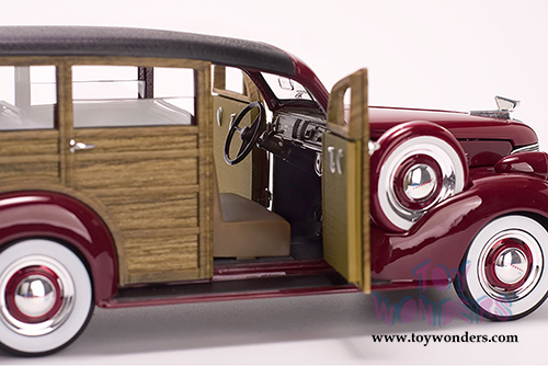 Sun Star USA - Chevrolet&reg; Woody Surf Wagon (1939, 1/18 scale diecast model car, Permanent Red) 6176