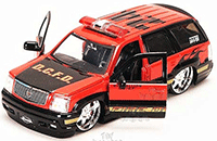 Show product details for Jada Toys Heat - Cadillac Escalade SUV Fire Dept. (2002, 1:24, Red/ Black) 6632