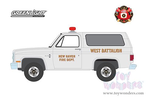 Greenlight - Fire & Rescue Series 3 | Chevrolet® K5 Blazer "New Haven Fire Department West Battalion" (Connecticut) (1985, 1/64 scale diecast model car, White) 67030D/48