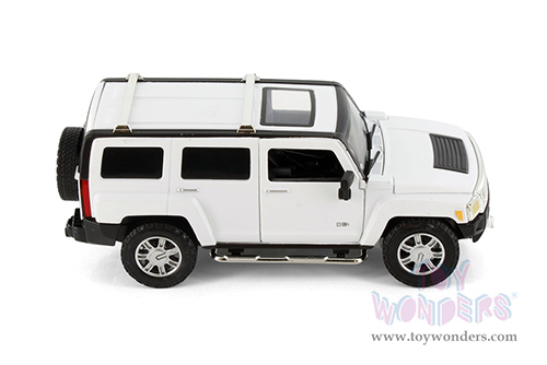 Showcasts® Collectibles - Hummer H3 (1/24 scale diecast model car, Asstd.) 68240D MAP: $19.99
