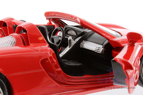 Showcasts® Collectibles - Porsche Assortment (1/24 scale diecast model car, Asstd.) 68242/43D MAP: $19.99