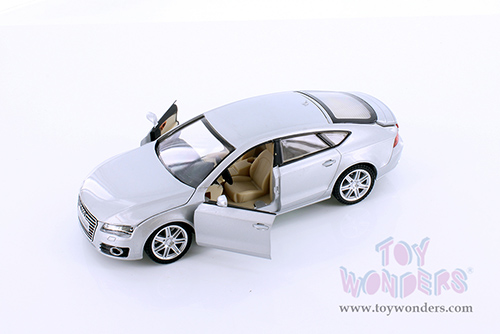 Showcasts Collectibles - Audi A7 Hardtop (1/24 scale diecast model car, Asstd.) 68248D
