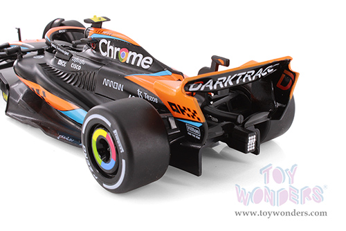 Showcasts® Collectibles - McLaren MCL60 F1 #81 Oscar Piastri & #4 Lando Norris "British GP" (2023) (1/24 scale diecast model car, Asstd.) 68287D MAP: $19.99