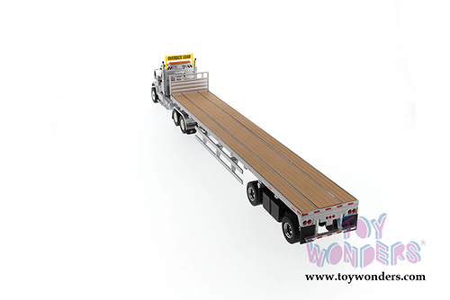 Diecast Masters - International&reg; HX520 SFFA Tandem Tractor with 53' Flat Bed Trailer (1/50 scale diecast model car, Light Gray/Silver) 71041