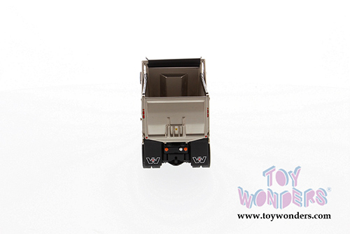 Diecast Masters - Western Star 4900 SFFA Dump Truck (1/50 scale diecast model car, Red/Matte Silver) 71067