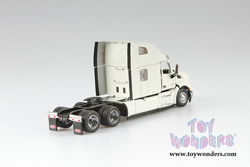 Diecast Masters - Peterbilt&reg; 579 UltraLoft Day Cab SBFA Truck Tractor (1/50 scale diecast model car, Pearl White) 71072