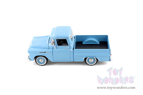 Showcasts® Collectibles - Chevy Apache Fleetside Pickup Truck (1958, 1/24 scale diecast model car, Asstd.) 71311D MAP: $19.99