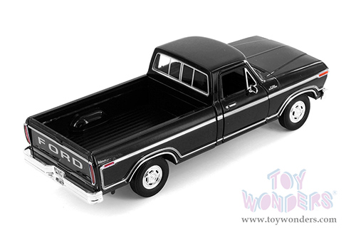 Showcasts® Collectibles - Ford F-150 Custom Pickup (1979, 1/24 scale diecast model car, Black) 71346BK MAP: $22.99