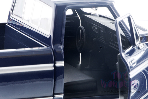 Showcasts® Collectibles - Ford F-150 Custom Pickup (1979, 1/24 scale diecast model car, Blue) 71346BU MAP: $22.99