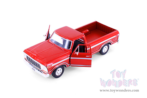 Showcasts® Collectibles - Ford F-150 Custom Pickup (1979, 1/24 scale diecast model car, Dark Blue) 71346D MAP: $19.99