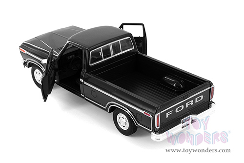 Showcasts® Collectibles - Ford F-150 Custom Pickup (1979, 1/24 scale diecast model car, Dark Blue) 71346D MAP: $19.99