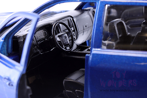 Showcasts® Collectibles - Chevy® Silverado™ 1500 LT Z71 Crew Cab Truck (2017, 1/27 scale diecast model car, Blue) 71348BUD MAP: $19.99