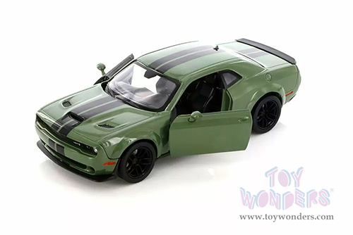 Showcasts® Collectibles - Dodge Challenger SRT Hellcat Widebody Hardtop (2018, 1/24 scale diecast model car, Asstd.) 71350D MAP: $19.99