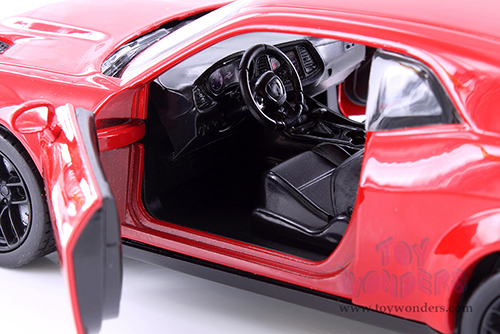 Showcasts® Collectibles - Dodge Challenger SRT Hellcat Widebody Hardtop (2018, 1/24 scale diecast model car, Asstd.) 71350D MAP: $19.99