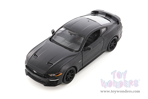 Showcasts® Collectibles - Ford Mustang GT Hardtop (2018, 1/24 scale diecast model car, Asstd.) 71352D MAP: $19.99