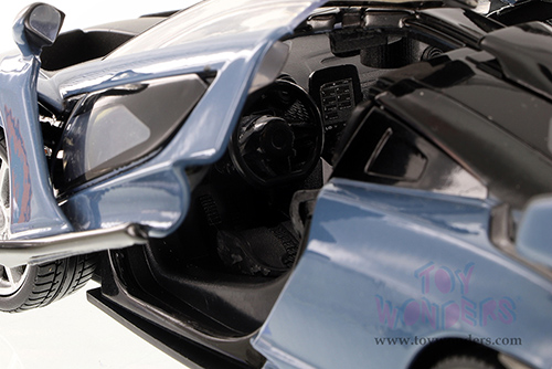 Showcasts® Collectibles - McLaren Senna Hardtop (1/24 scale diecast model car, Asstd.) 71355D MAP: $19.99