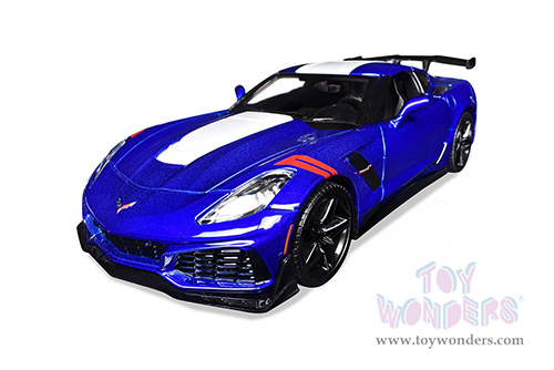 Showcasts® Collectibles - Chevrolet® Corvette® ZR1 Hardtop (2019, 1/24 scale diecast model car, Blue) 71356BU MAP: $22.99