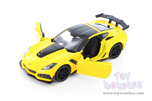 Showcasts® Collectibles - Chevrolet® Corvette® ZR1 Hardtop (2019, 1/24 scale diecast model car, Yellow) 71356YL MAP: $22.99