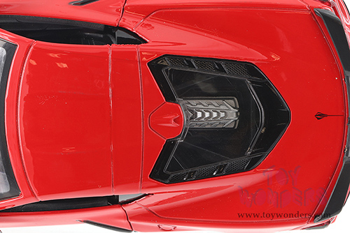 Showcasts® Collectibles - Chevrolet® Corvette® C8 Stingray Hardtop (2020, 1/24 scale diecast model car, Asstd.) 71360D MAP: $19.99