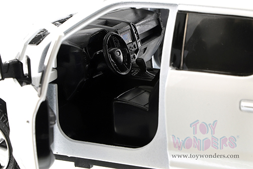 Showcasts® Collectibles - Ford F-150 Lariat Crew Cab Pickup Truck (2019, 1/27 scale diecast model car, White) 71363WH MAP: $22.99