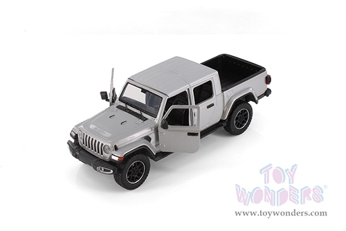 Showcasts® Collectibles - Jeep® Gladiator Overland (Closed Top) Pickup Truck (2021, 1/27 scale diecast model car, Silver) 71365D MAP: $19.99