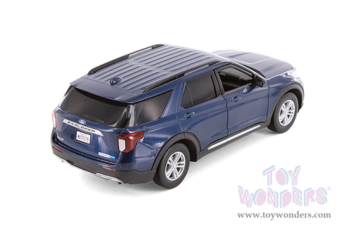 Showcasts® Collectibles - Ford Explorer XLT (2022, 1/24 scale diecast model car, Asstd.) 71378D MAP: $19.99